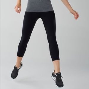 Lululemon Pace Rival Crop 22”